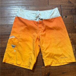 Columbia PFG Offshore Teaser Action Board Shorts Mens 32 CANDY CORN